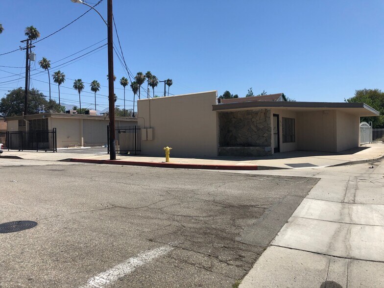 338 N Gibbs St, Pomona, CA for sale - Building Photo - Image 1 of 1