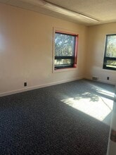 8035 N Port Washington Rd, Milwaukee, WI for lease Interior Photo- Image 2 of 12