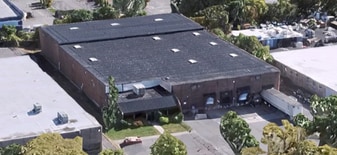 55 Gilpin Ave, Hauppauge NY - Warehouse