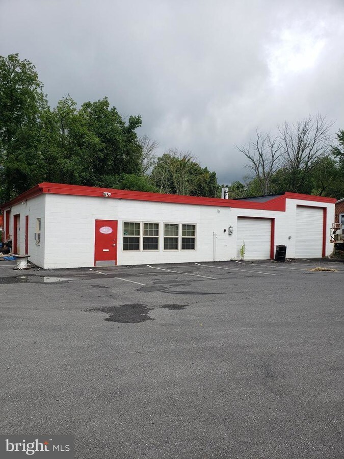 600 Piketown Rd, Harrisburg, PA 17112