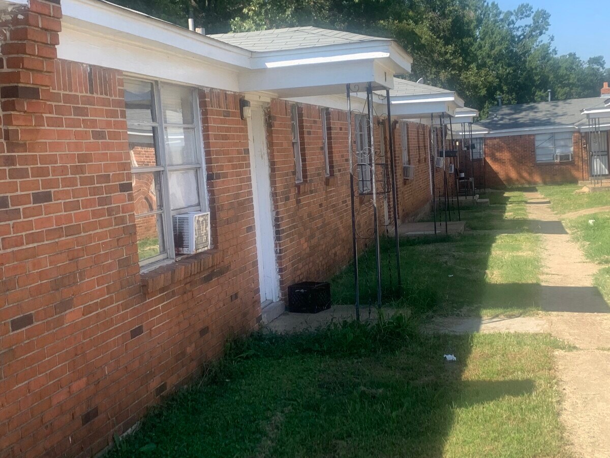 1939 Castalia St, Memphis, TN 38114