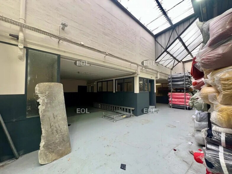 Industrial in Gonesse for lease - Building Photo - Image 2 of 20