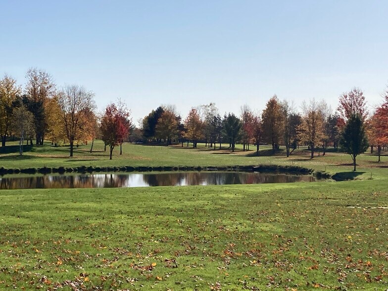 694 Toad Harbor Rd, West Monroe, NY for sale - Primary Photo - Image 1 of 1