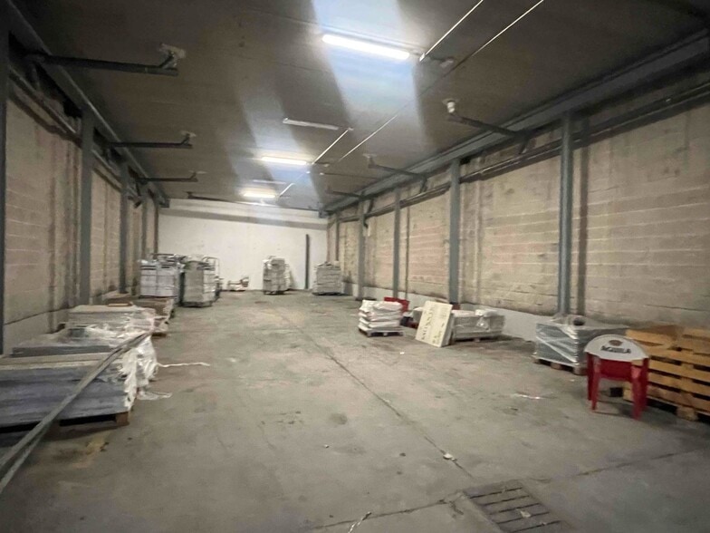 Industrial in Colmenar Viejo, Madrid for sale - Interior Photo - Image 3 of 9