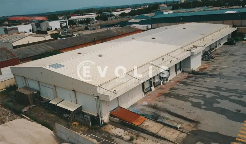 Industrial in Le Pontet for lease - Building Photo - Image 2 of 7
