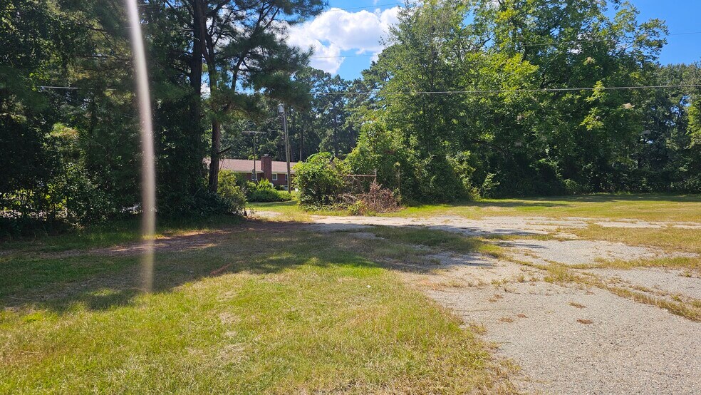 000 Windmill Ave, Little Rock, SC for sale - Building Photo - Image 2 of 3