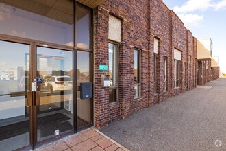 1420-1490 Rue Beaulac, Saint-Laurent, QC for lease Building Photo- Image 2 of 10