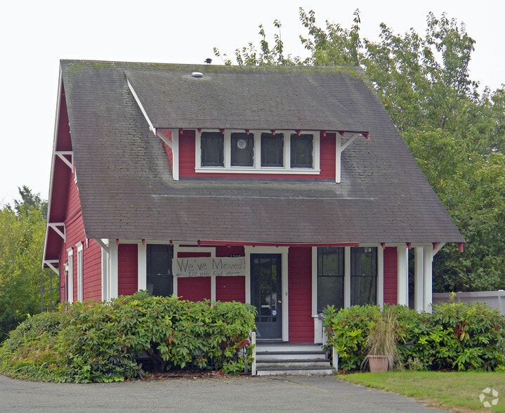 1206 E Main Ave, Puyallup, WA for sale - Primary Photo - Image 1 of 2