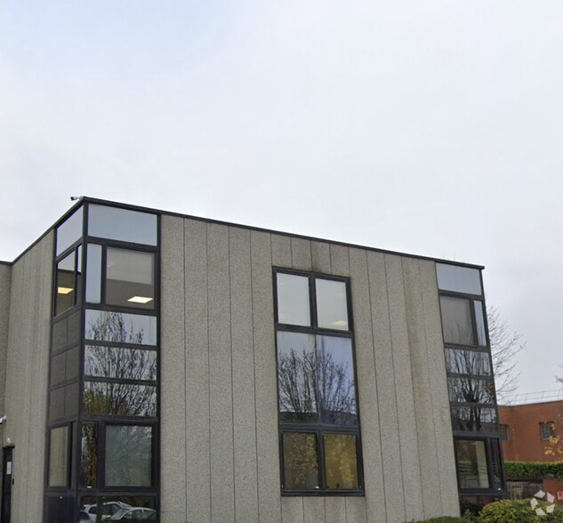 Flex in Roissy-en-France for sale - Primary Photo - Image 1 of 1