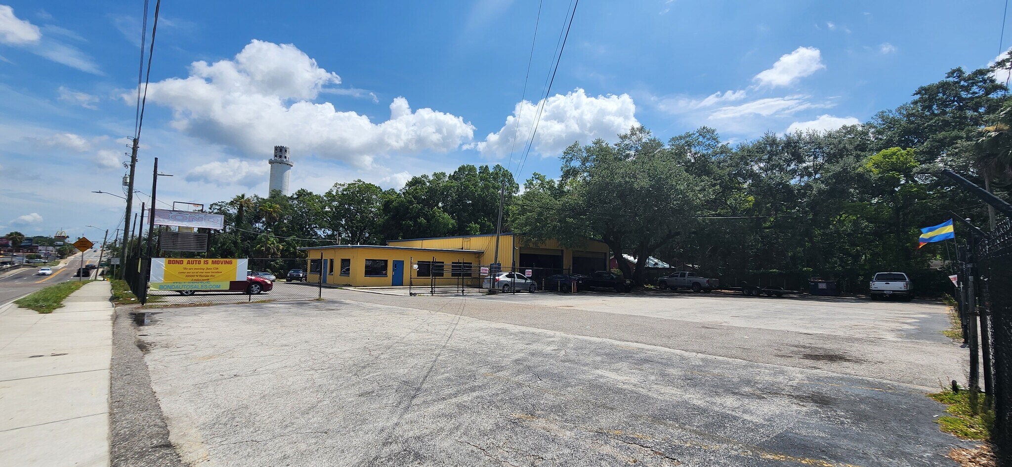 7901 N Florida Ave, Tampa, FL 33604 BOND AUTO SALES