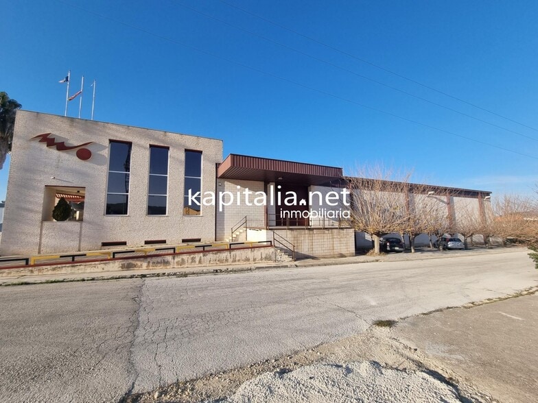 Industrial in València, Valencia for sale - Building Photo - Image 2 of 7