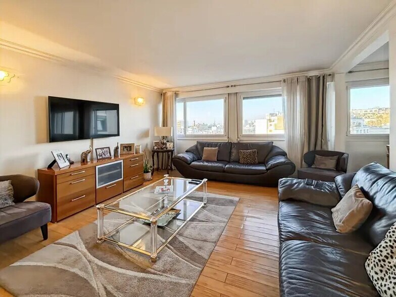 Office in Paris for sale - Building Photo - Image 3 of 7