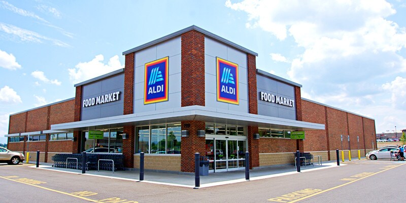 720 Cabela Dr, Bristol, VA for sale - Building Photo - Image 1 of 1