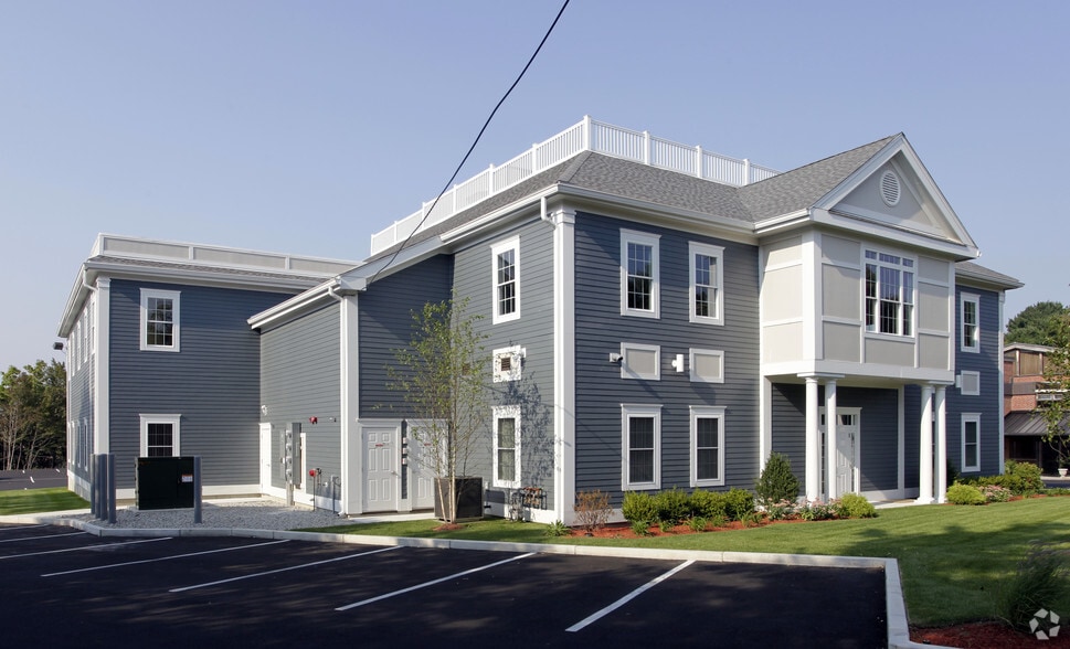 104 Quarry St, Quincy, MA 02169