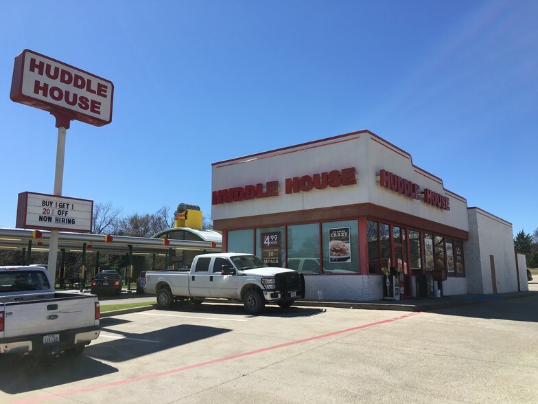 319 N Broadway St, Joshua, TX for sale - Building Photo - Image 1 of 1