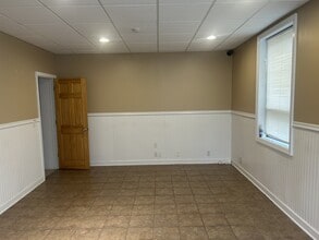 21 Park Ave, Somerville, NJ for lease Interior Photo- Image 2 of 11