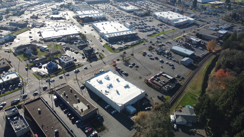 1010 Ocean Beach Hwy, Longview, WA for sale - Building Photo - Image 2 of 5