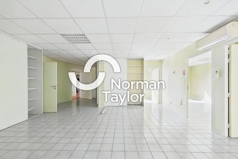 Office in Montpellier for sale - Interior Photo - Image 3 of 8