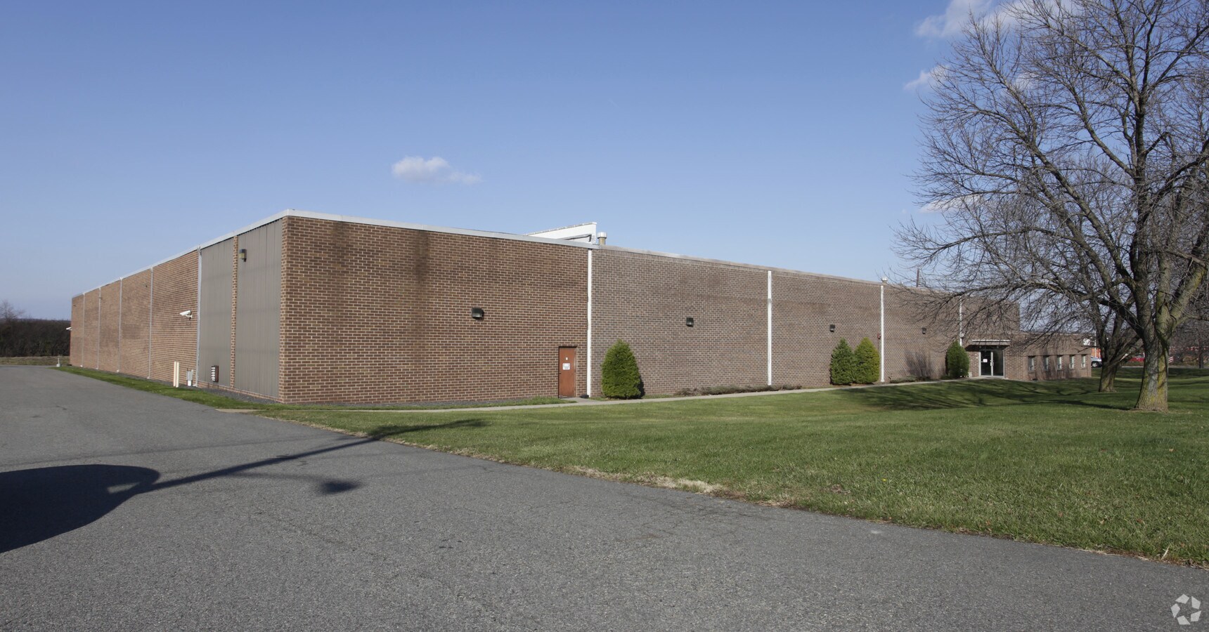 500 Hadley Rd, South Plainfield, NJ 07080