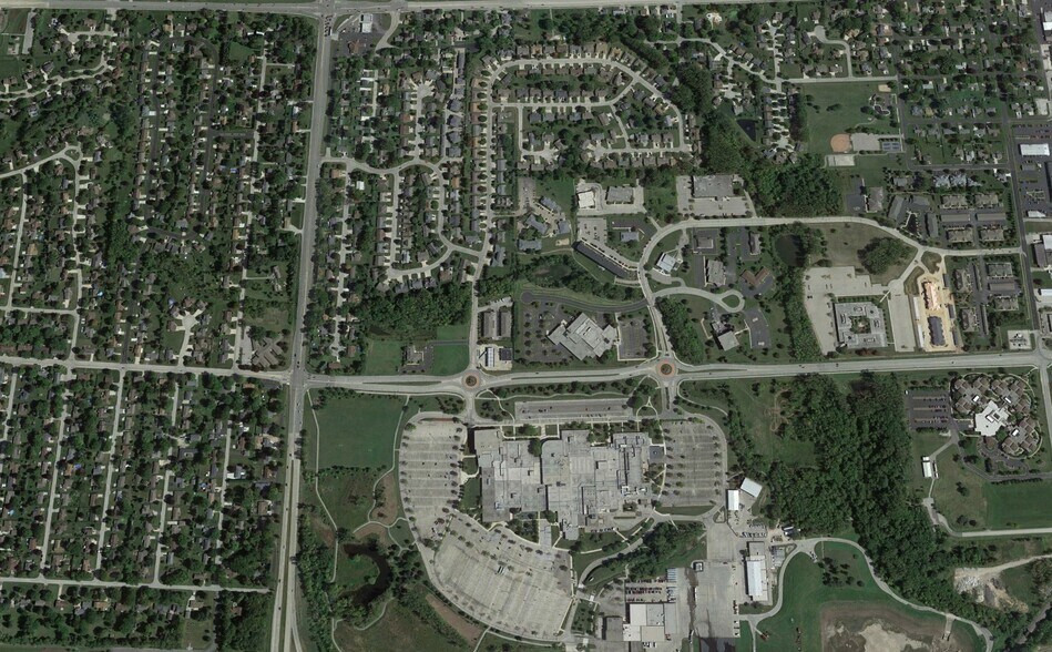 2550 Bluemound Dr, Appleton, WI 54914 Bluemound Commercial Condominium