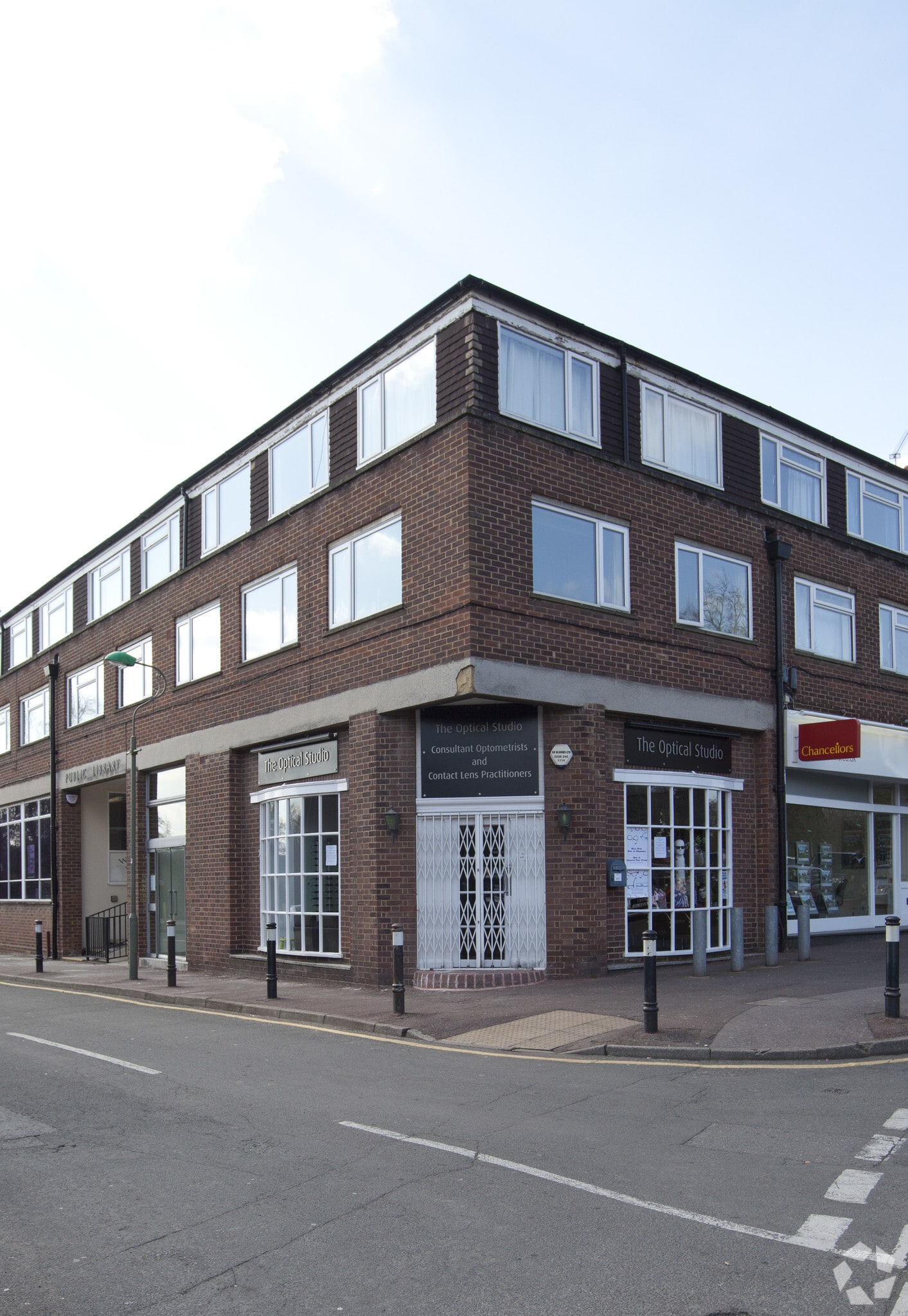 10 Station Parade, Virginia Water for sale Primary Photo- Image 1 of 1