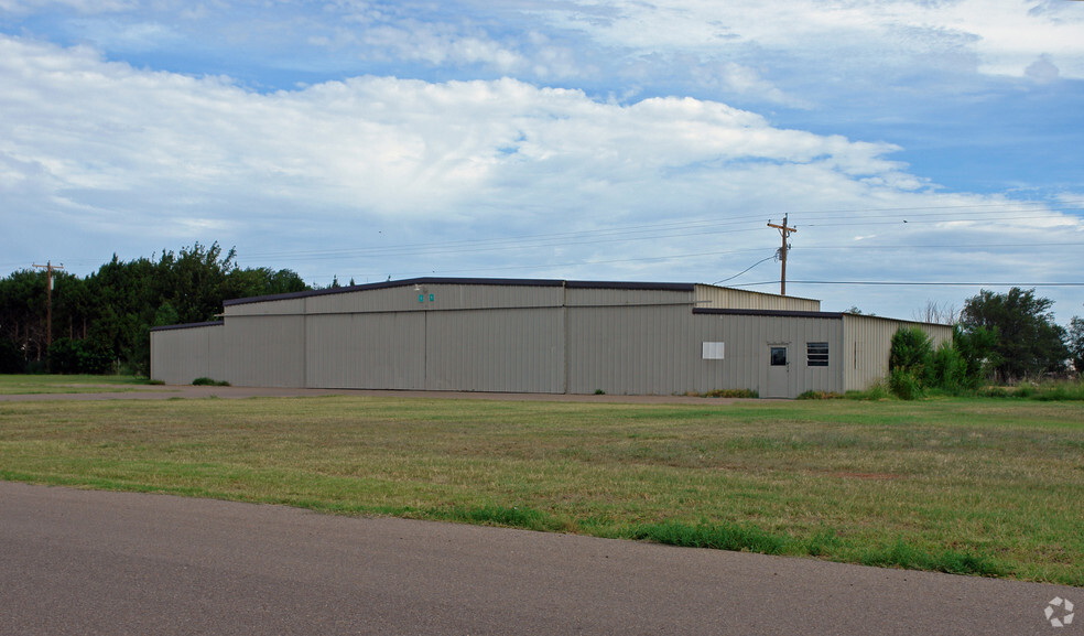 11909 County Road 2500, Lubbock, TX for lease - Building Photo - Image 1 of 19