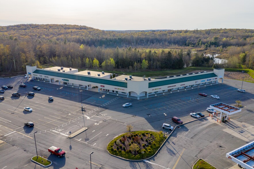 923 Drinker Tpke, Covington Township, PA for lease - Building Photo - Image 2 of 2