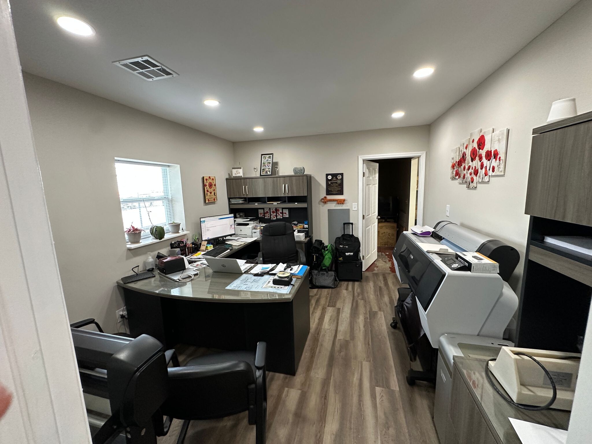 10830 Canal St, Seminole, FL for lease Interior Photo- Image 1 of 2