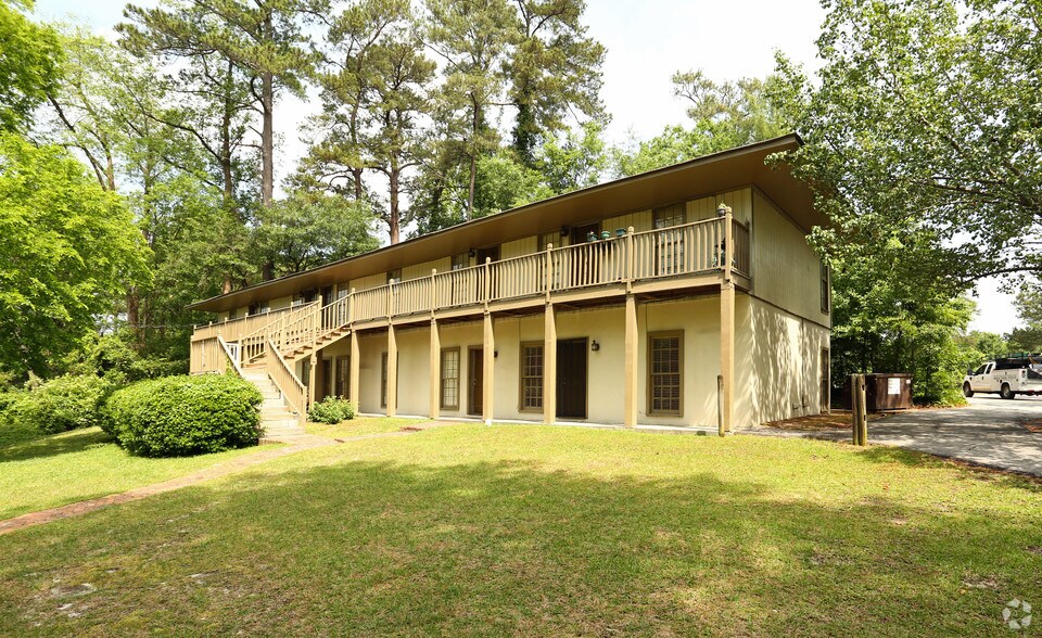 441 Deerwood St, Columbia, SC 29205