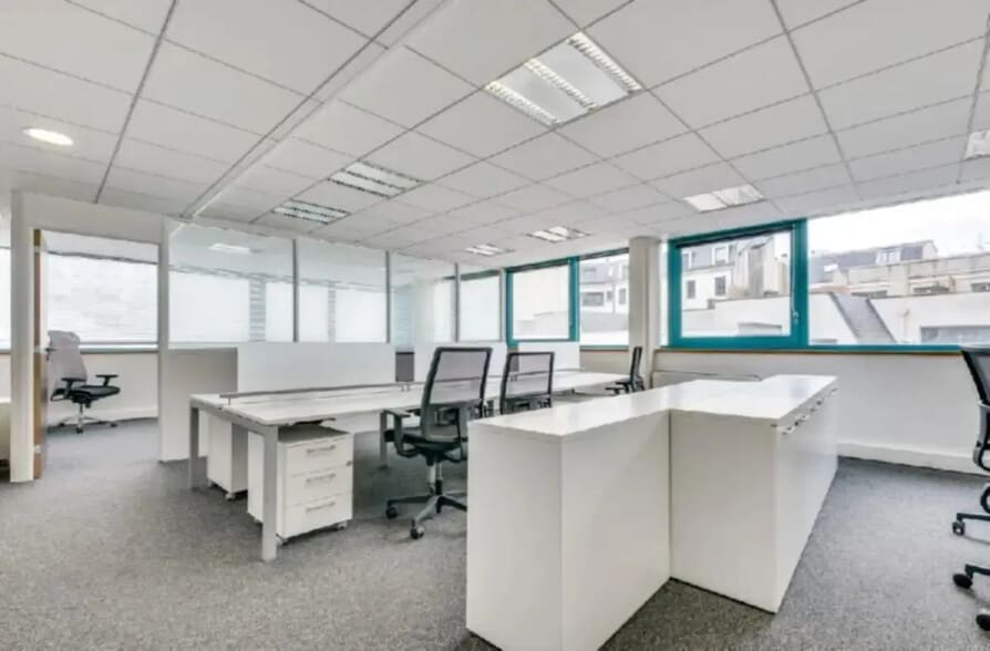Office in Boulogne-Billancourt for lease - Interior Photo - Image 1 of 1
