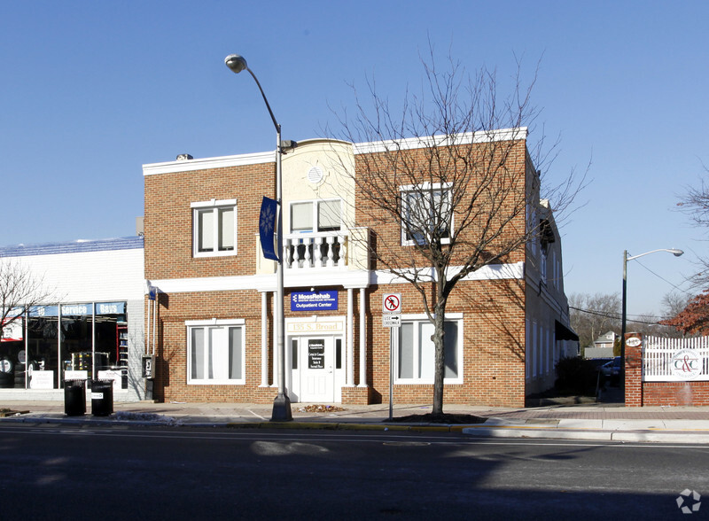 135 S Broad St, Woodbury, NJ for sale - Building Photo - Image 1 of 1