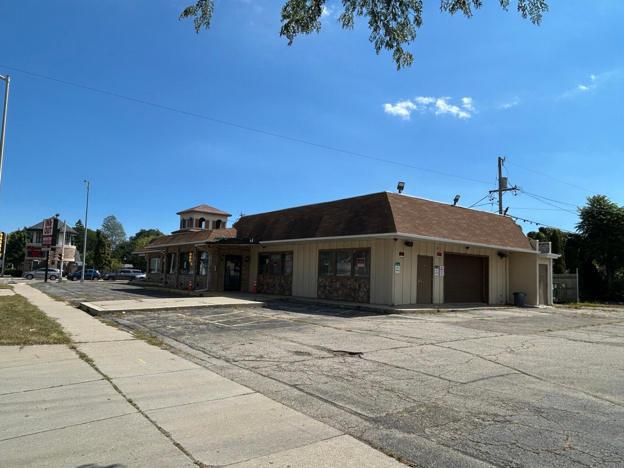 7500 Sheridan Rd, Kenosha, WI for sale Primary Photo- Image 1 of 1