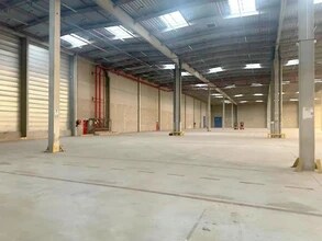 Rue Bernard Palissy, Gargenville for lease Interior Photo- Image 1 of 6