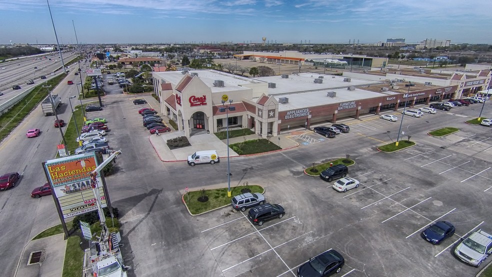 1020-1030 W NASA Rd 1, Webster, TX for lease - Building Photo - Image 2 of 8