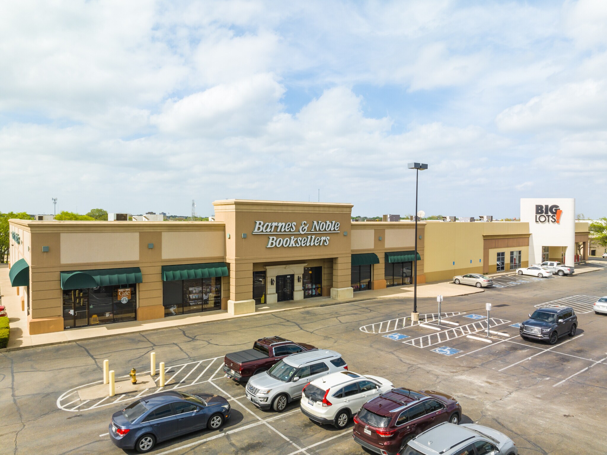 4909 W Waco Dr, Waco, TX for sale Building Photo- Image 1 of 1