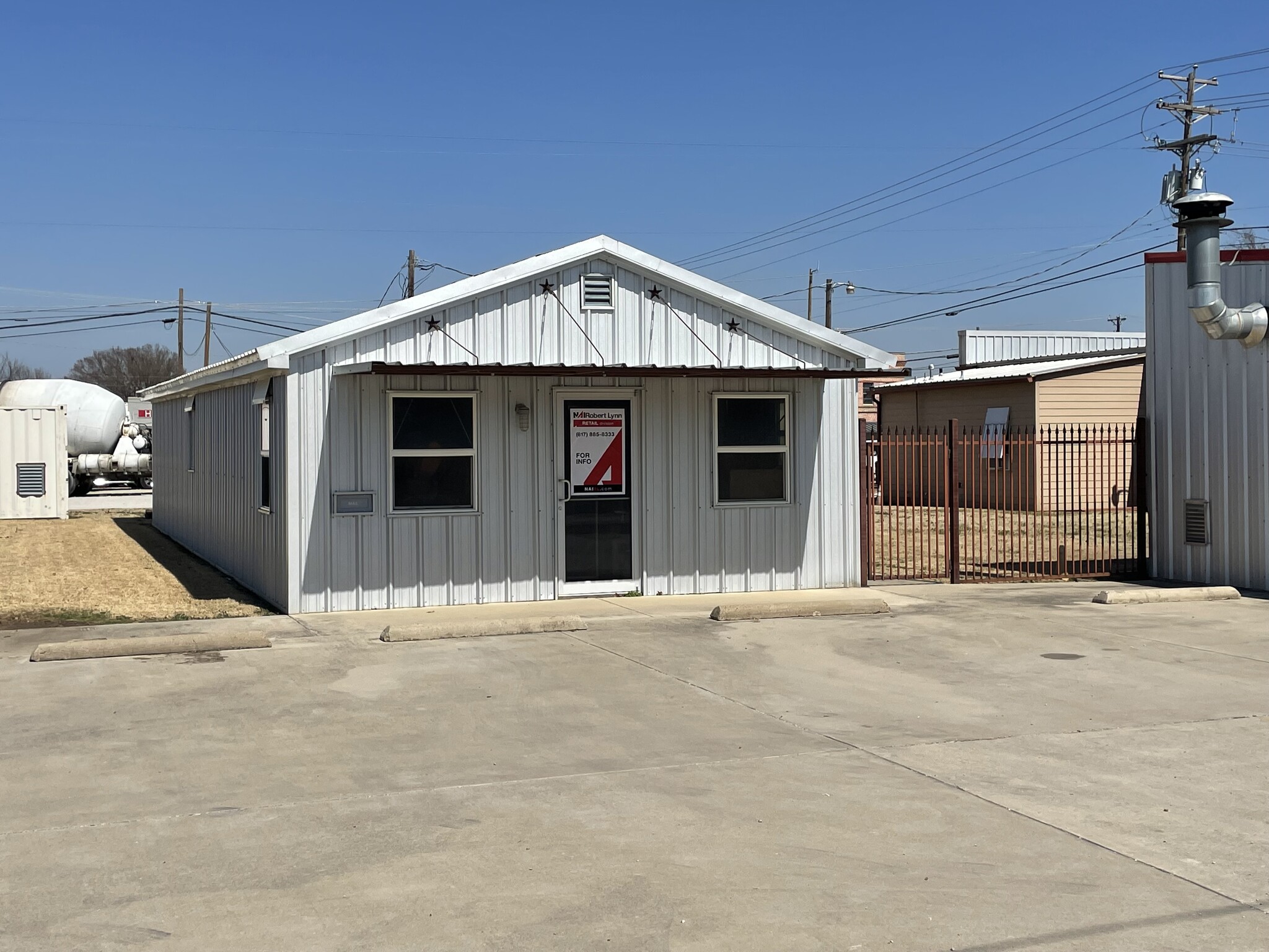 110 S 1st St, Krum, TX for sale Building Photo- Image 1 of 1