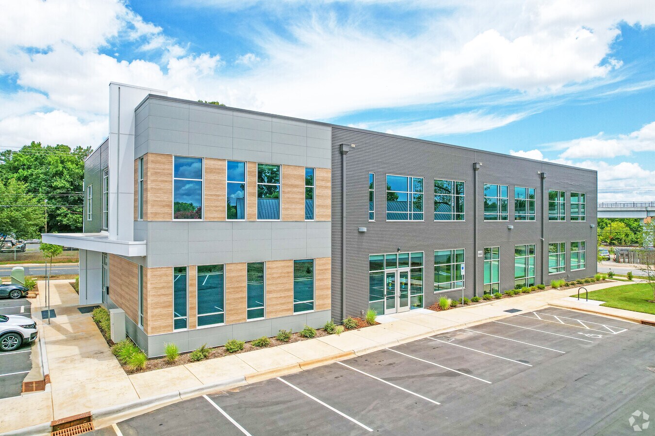 5800 Old Pineville Rd, Charlotte, NC 28217