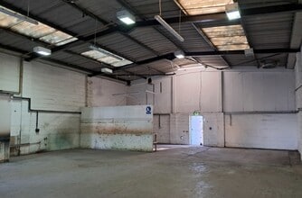 Kiln Ln, Epsom for lease Interior Photo- Image 1 of 1