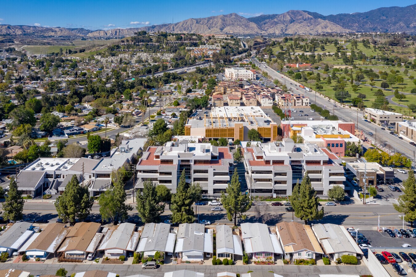 15501 San Fernando Mission Blvd, Mission Hills, CA 91345