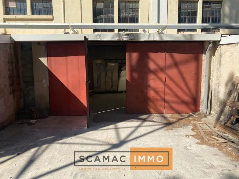 Industrial in Gardanne for lease - Building Photo - Image 1 of 5