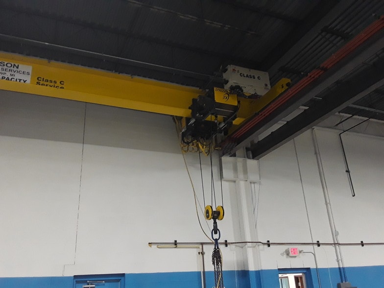 33620 Lipke St, Clinton Township, MI for sale - Building Photo - Image 3 of 13