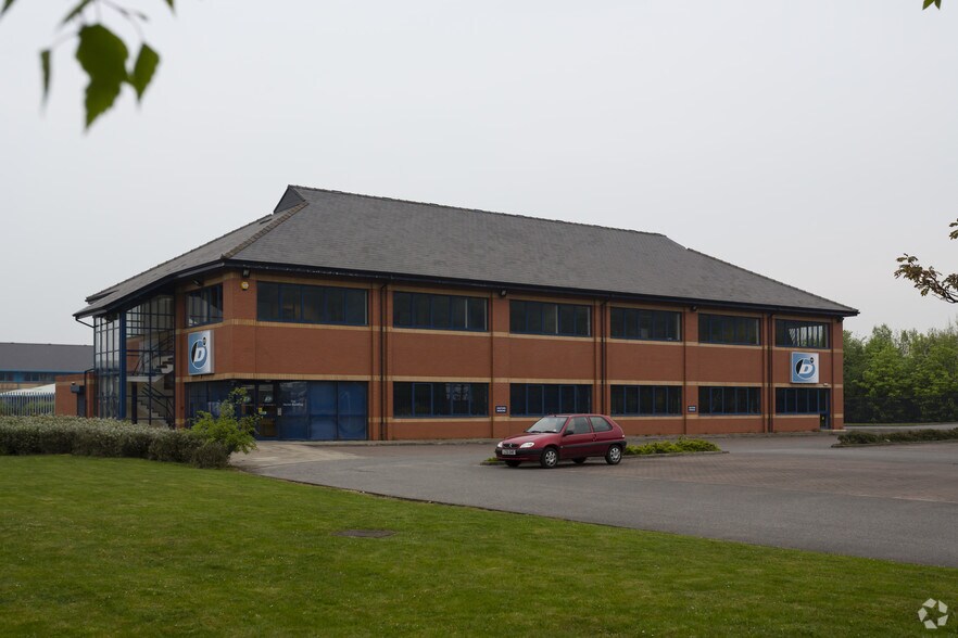 Dodds Close, Rotherham for sale - Primary Photo - Image 1 of 1