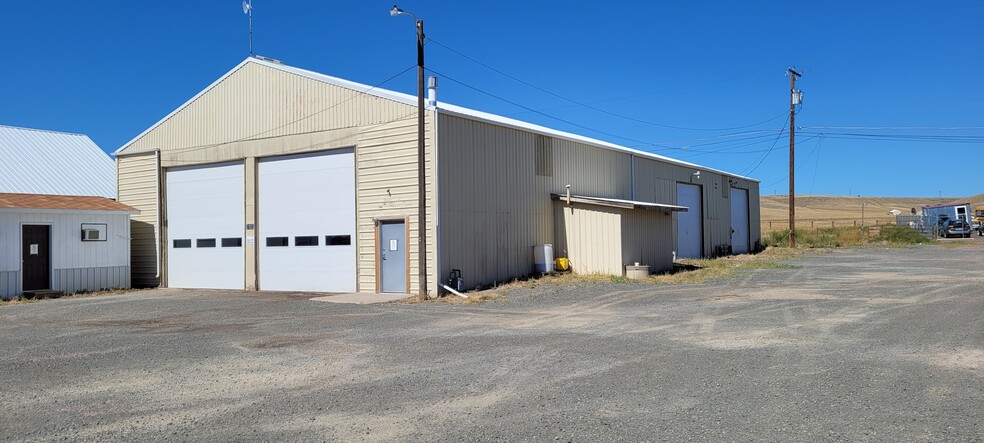 3105 Vaughn Rd, Great Falls, MT for sale - Building Photo - Image 2 of 19