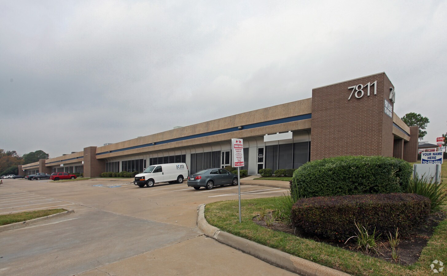 7811 N Shepherd Dr, Houston, TX 77088 Industrial for Lease