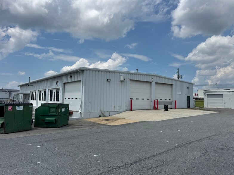 14515 Industry Dr, Hagerstown, MD for lease - Building Photo - Image 1 of 6