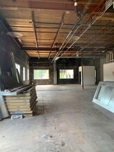 945 Allene Ave SW, Atlanta, GA for lease Interior Photo- Image 2 of 3