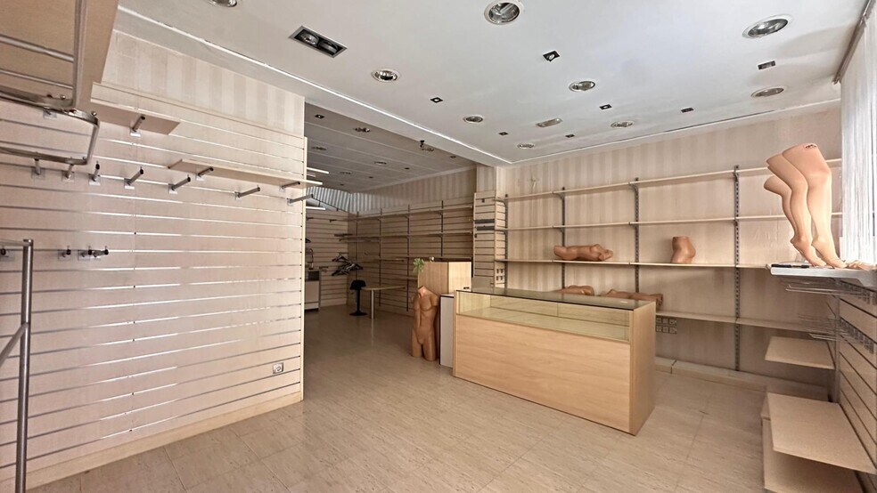 Retail in Carlet for sale - Building Photo - Image 3 of 16