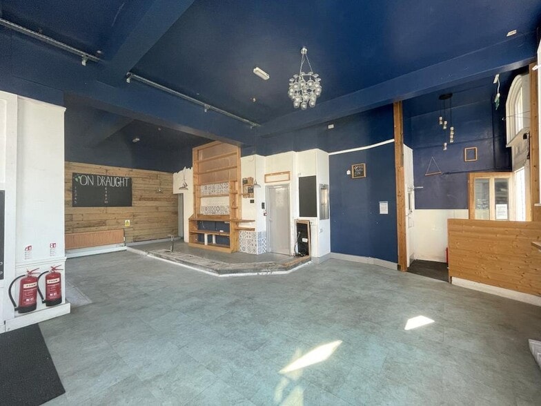 23-25 St Edward St, Leek for lease - Building Photo - Image 3 of 7