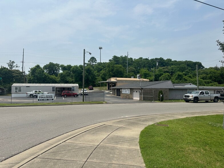 3539-3543 Central Pike, Hermitage, TN for sale - Building Photo - Image 3 of 4