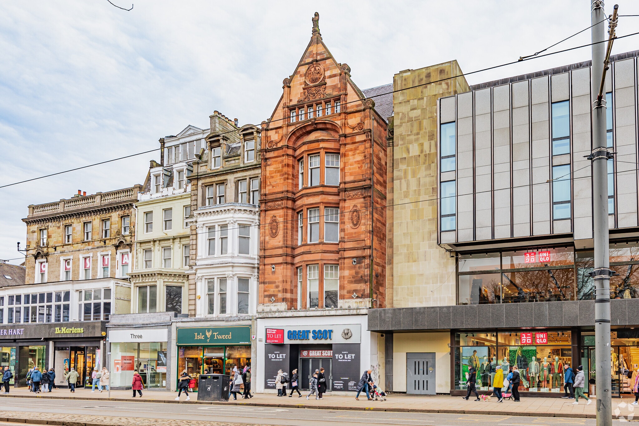 70-71 Princes St, Edinburgh for sale Primary Photo- Image 1 of 1